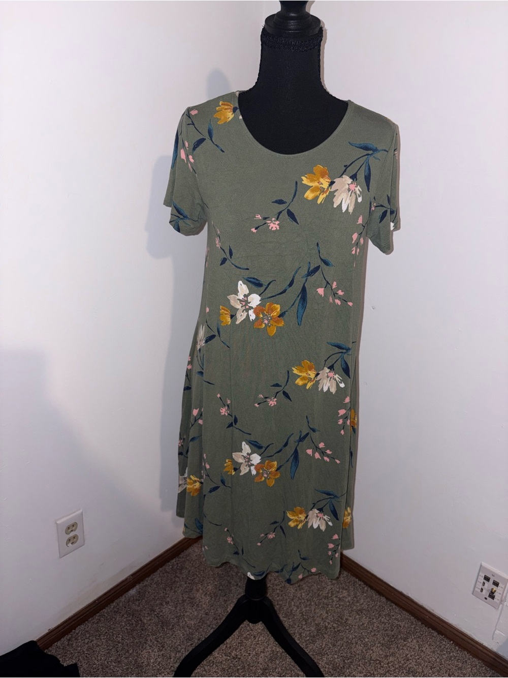 Old Navy Olive Green Floral Midi Dress